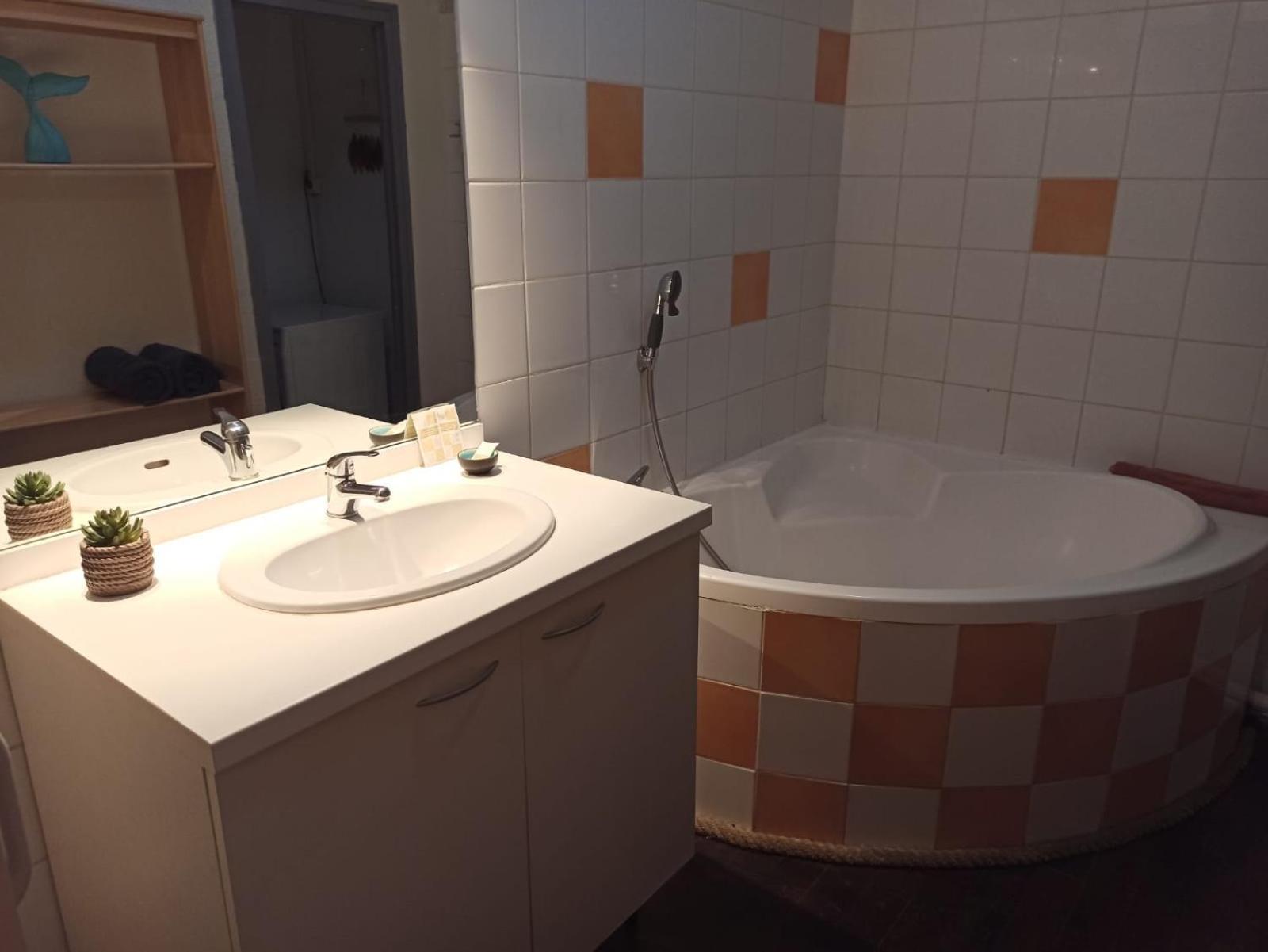 Centre Perpignan, A Deux Pas Du Castillet, Appart T3 75M2 A 10Min De Plages Pre Des Commerces Eksteriør bilde